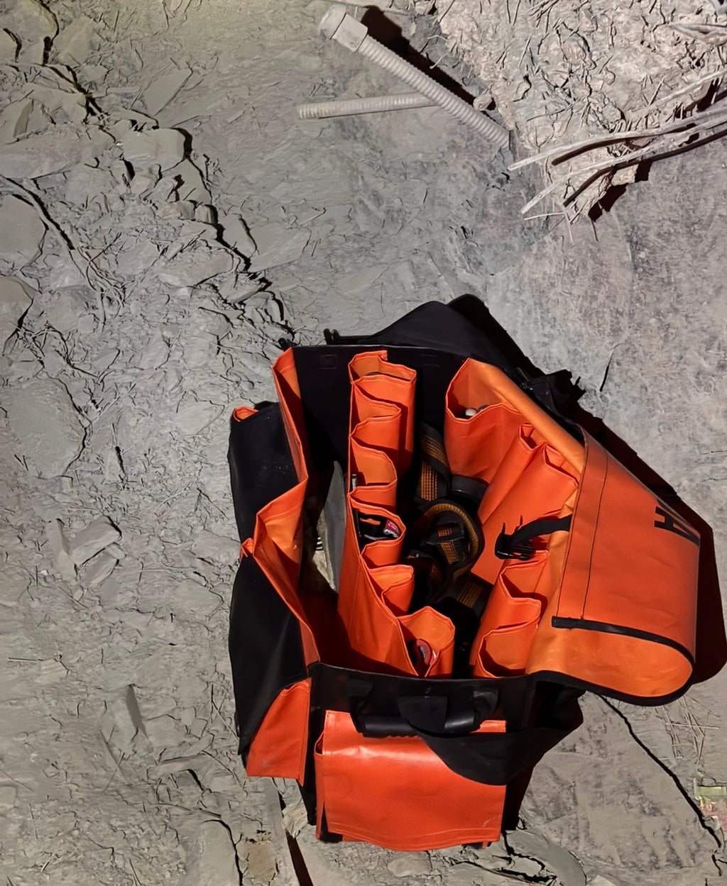 UNDA CREW BAG - ORANGE