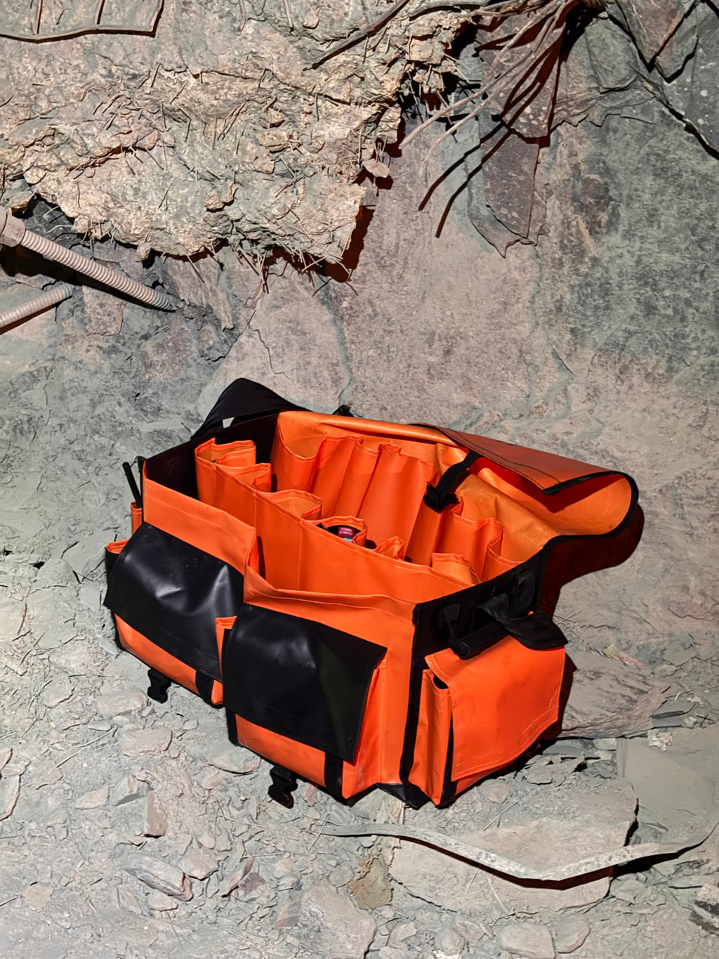 UNDA CREW BAG - ORANGE