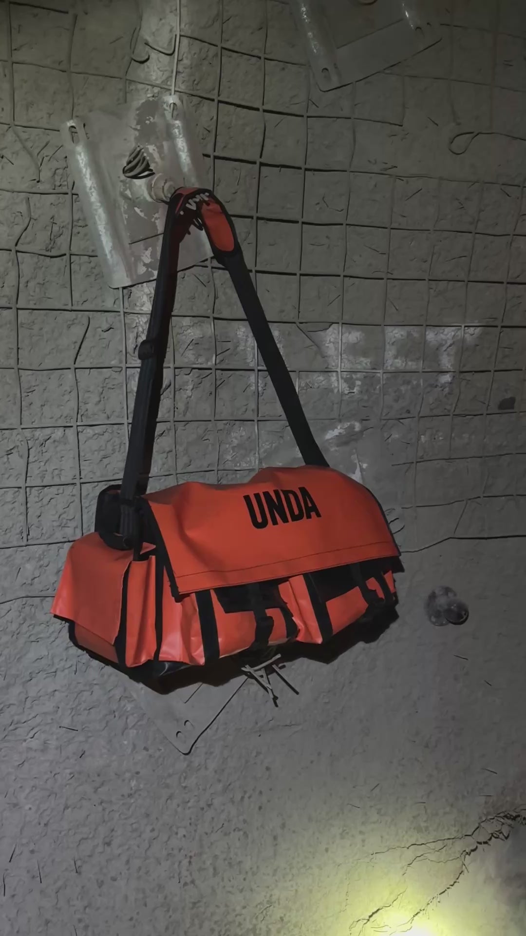UNDA CREW BAG - ORANGE